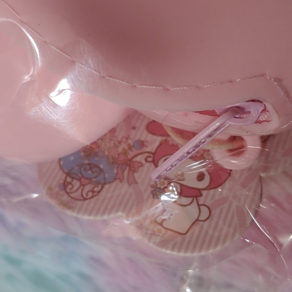 Sanrio 🆕 My Melody Small Silicone Crossbody Bag - Picture 5 of 10